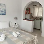 Smaragdi And