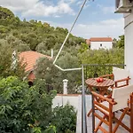 Apartament Smaragdi And Skopelos