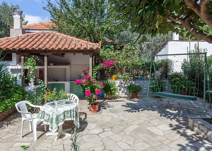 Smaragdi And * Szkópelosz